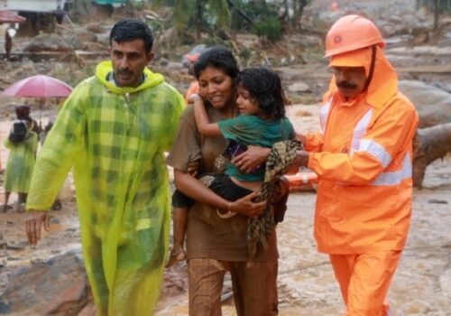 भारतको केरलामा पहिरोमा परी १९ जनाको मृत्यु