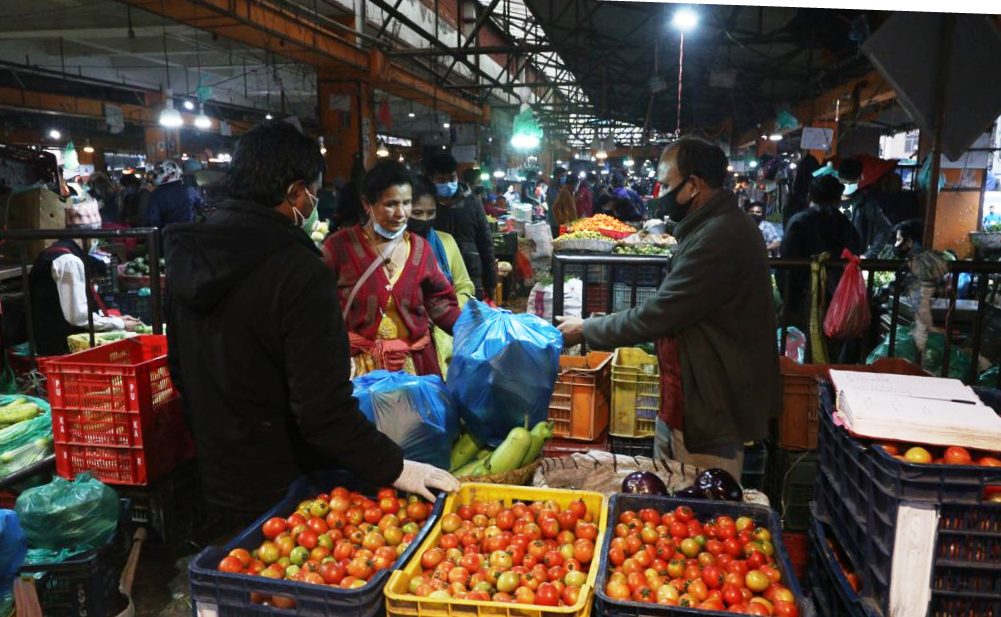 कालीमाटी बजारमा तरकारीको भाउ घट्न थाल्यो