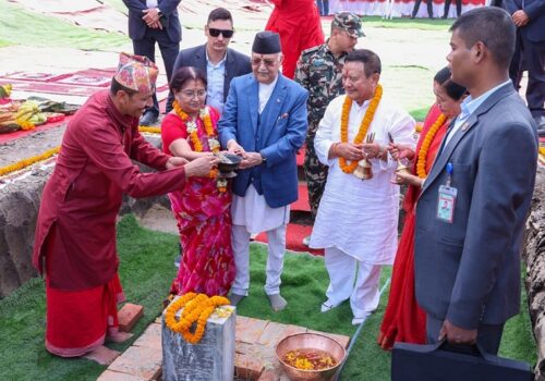 एमालेले मीनबहादुर गुरुङबाट दानमा लिएको जग्गामा कुनै संरचना नबनाउन सर्वाेच्चको अल्पकालीन अन्तरिम आदेश